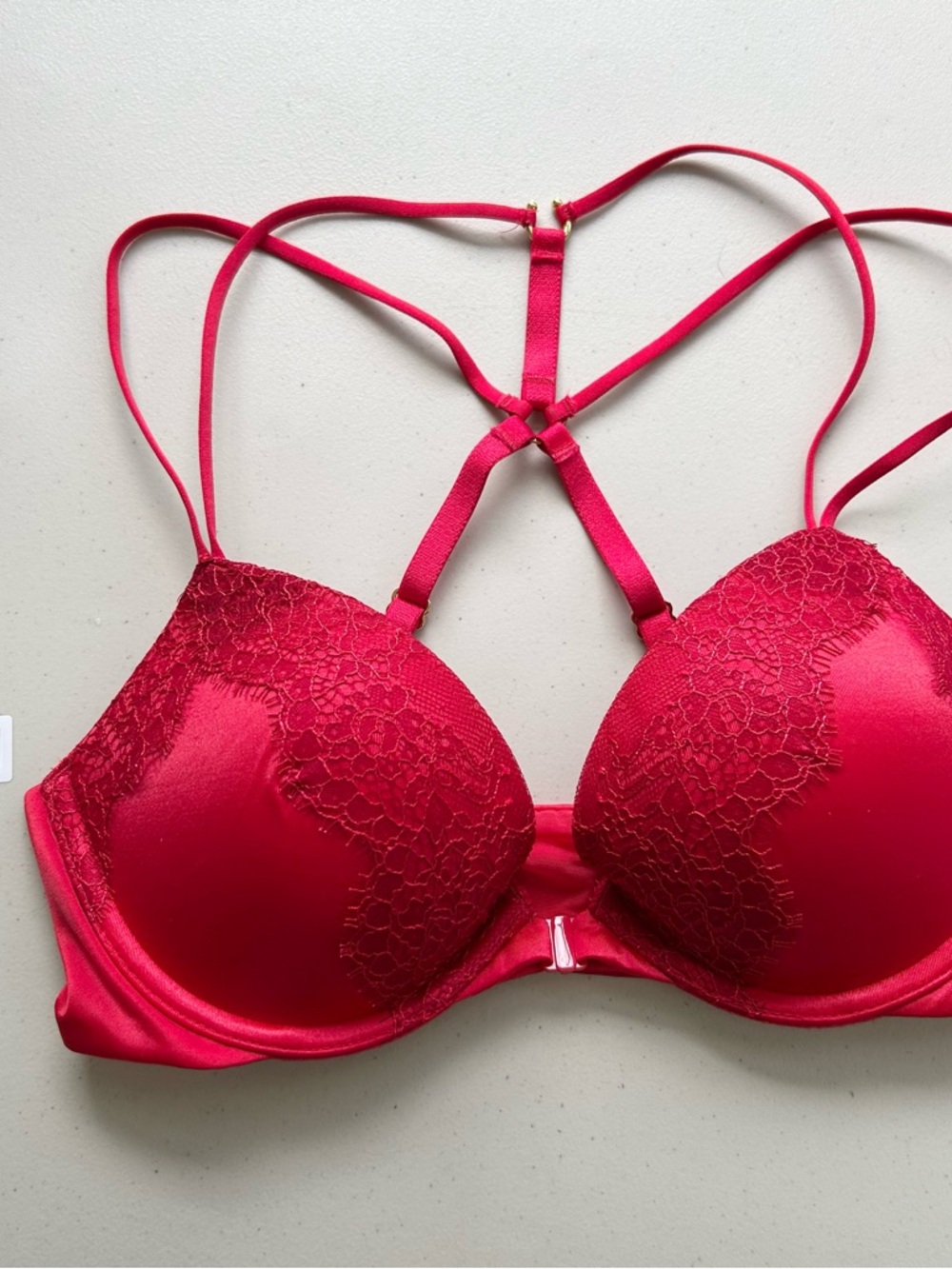 Victoria's Secret Very Sexy Red Lace Push Up Bra 32C Adjustable Straps
